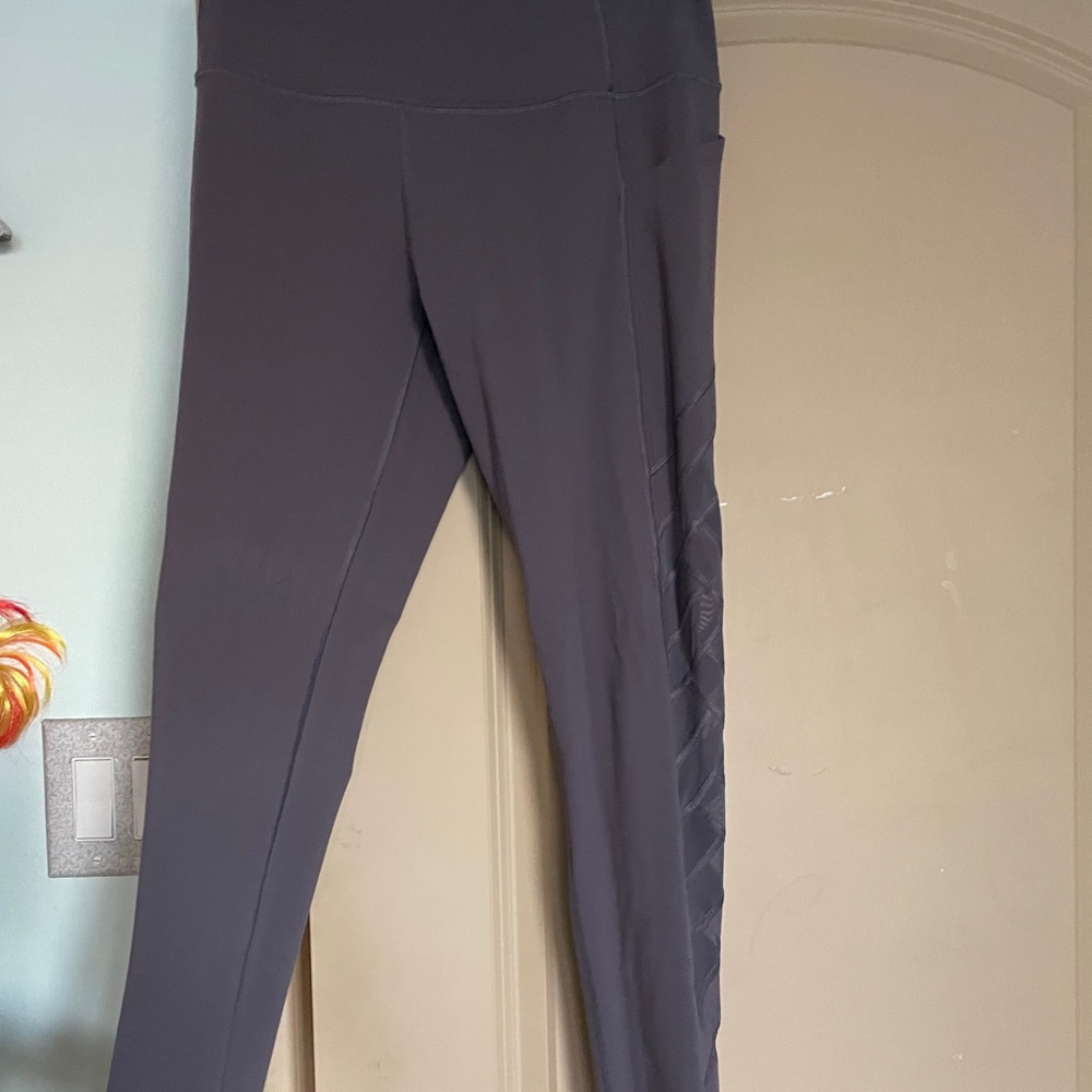 Victoria’s Secret leggings